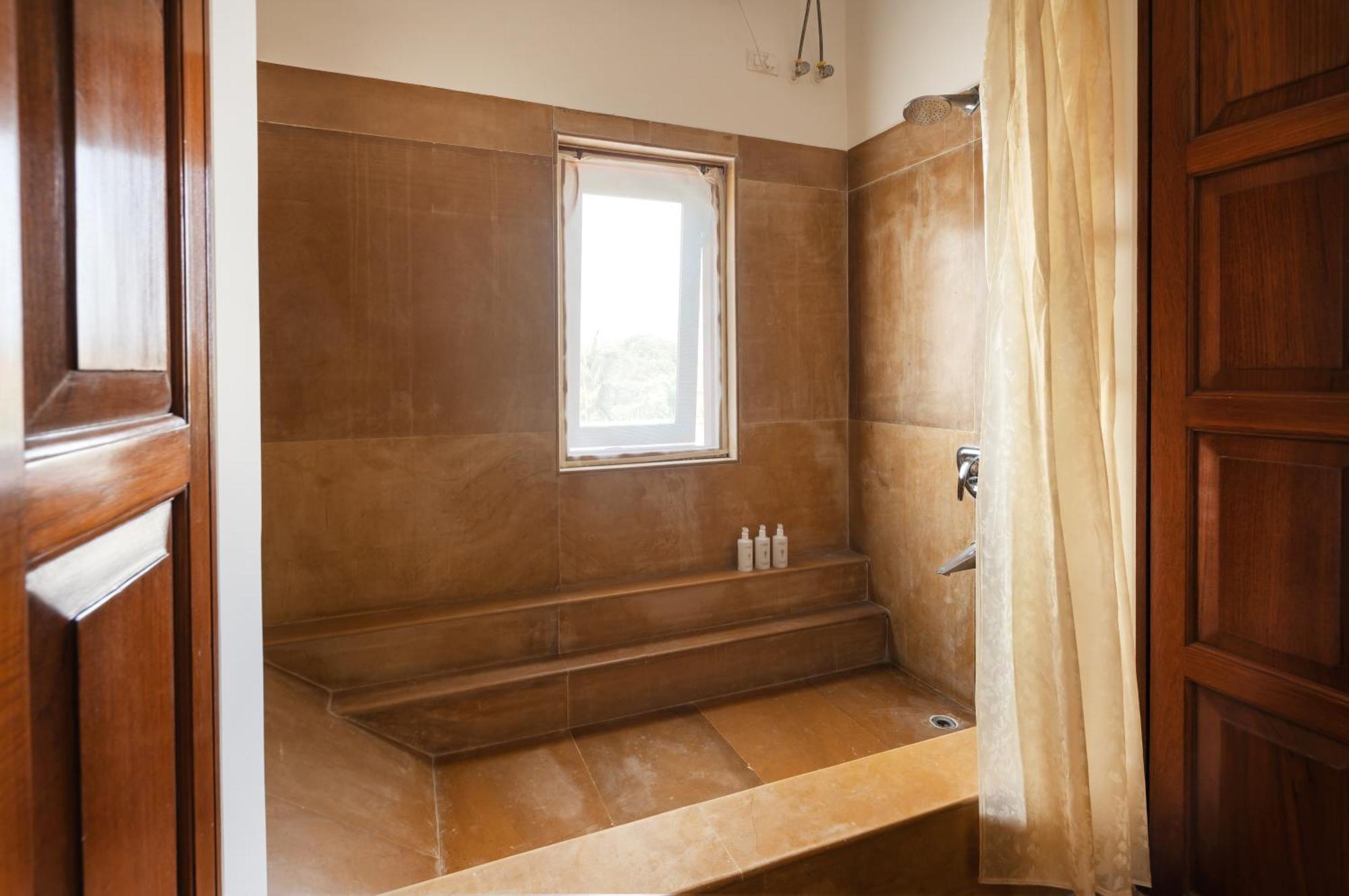 Saffronstays Pride Rock Mandve Bagian luar foto