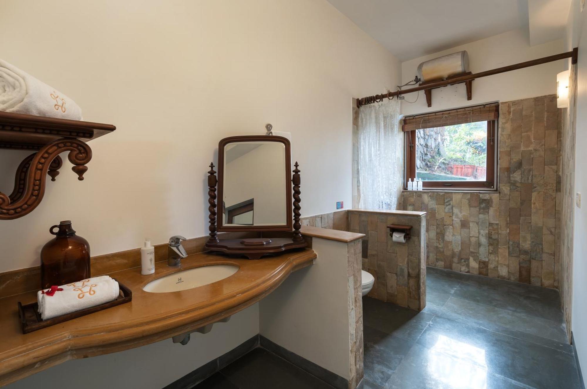 Saffronstays Pride Rock Mandve Bagian luar foto