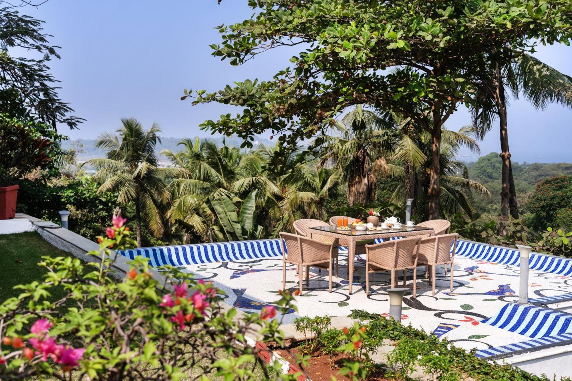 Saffronstays Pride Rock Mandve Bagian luar foto