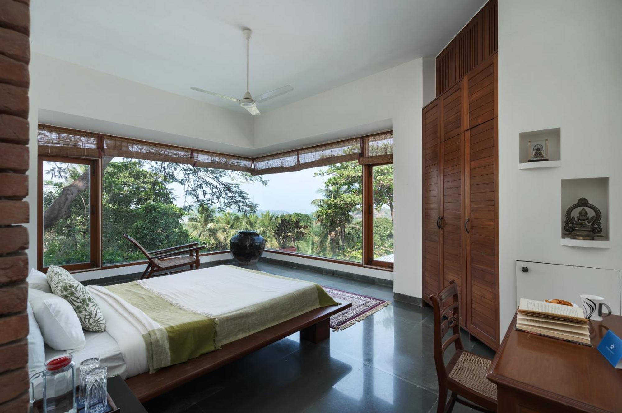 Saffronstays Pride Rock Mandve Bagian luar foto